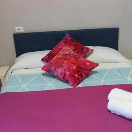 Blu Ξενοδοχείο Ριέτι